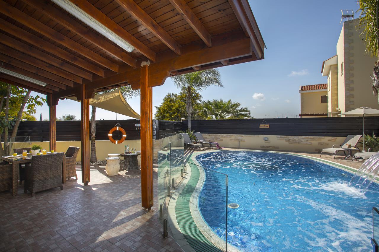 Ayia Napa Tropical Beach Villa Exterior foto